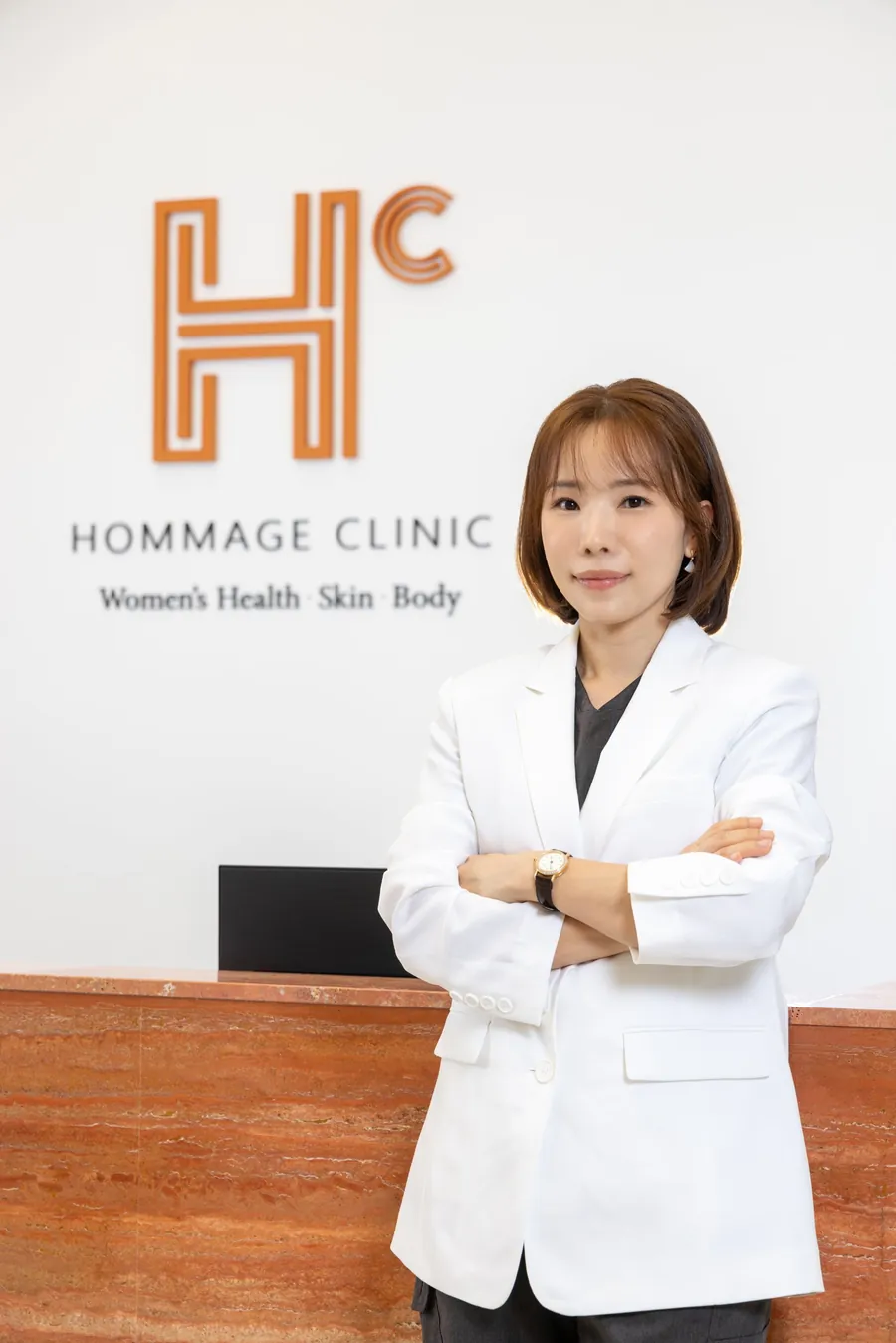 Dr. Kim Hyunbin, Associate Director