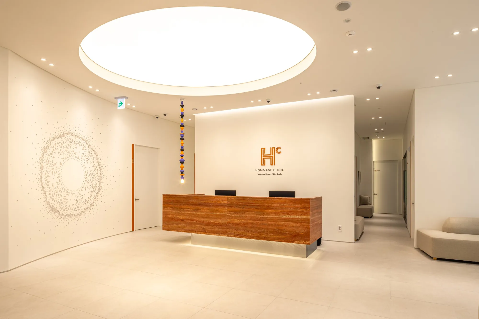 Reception desk of Hommage Clinic in Gangnam, Seoul